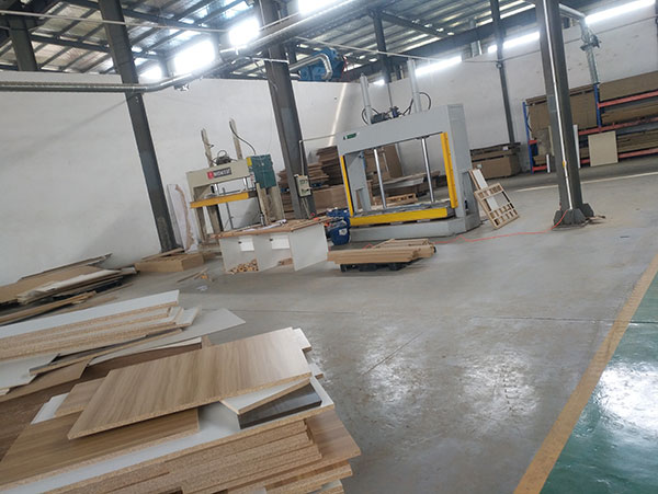 上海购买办公家具在哪儿