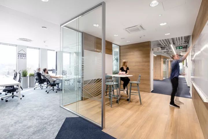 现代办公家具，现代办公家具实景