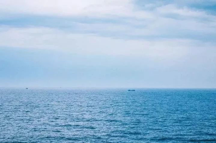 办公家具流行色