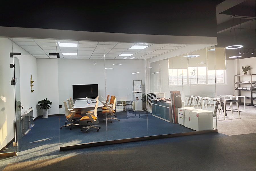 办公家具工厂实体展厅